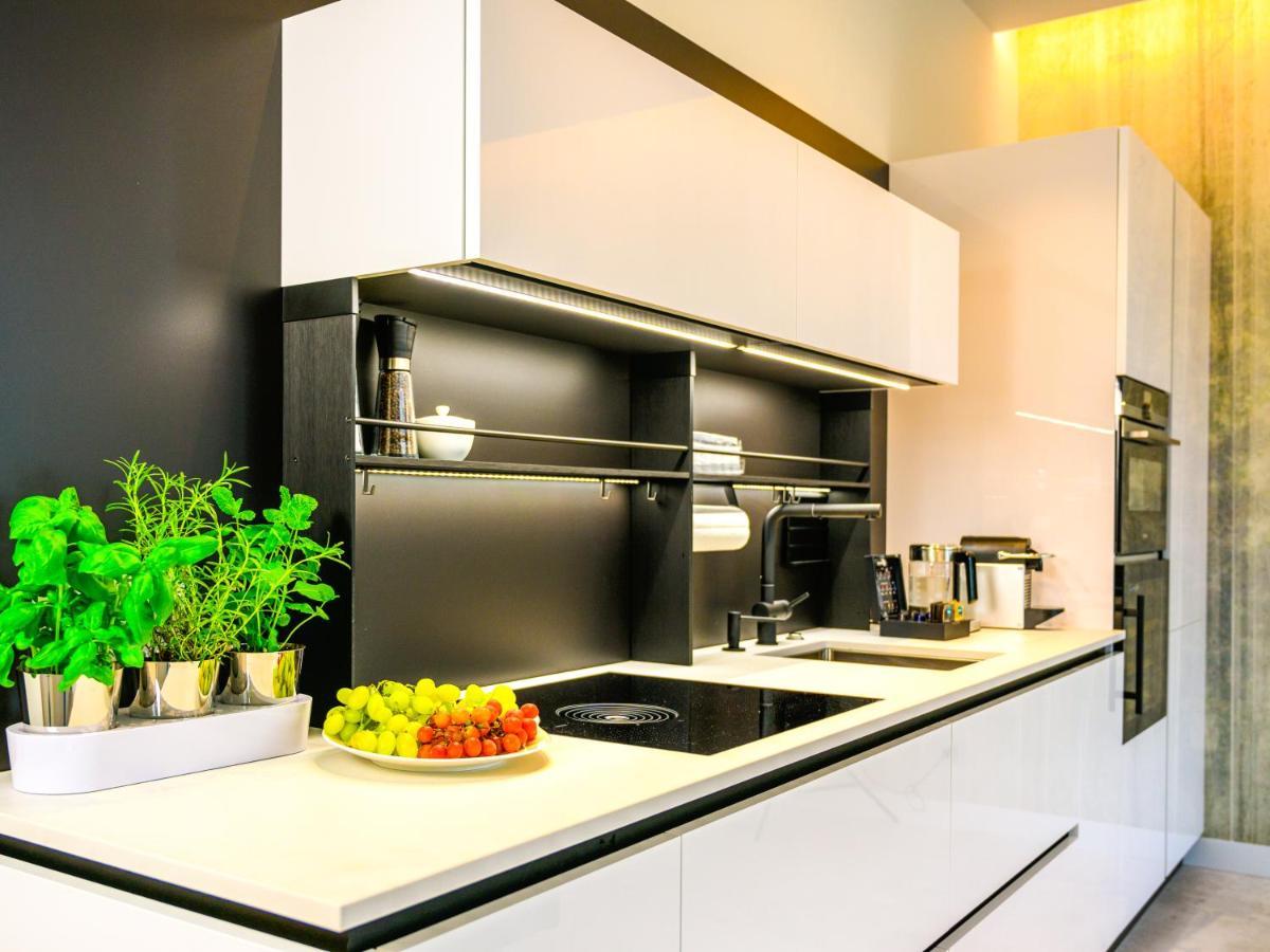 Pietryna Apartments Luxury - Sauna , Jacuzzi , Bezposrednio Przy Ul Piotrkowskiej Łódź Eksteriør billede